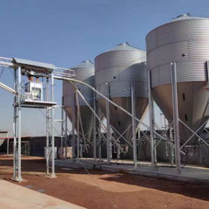 Транспортировка корма - Птицеводство. Оборудование Kaleter для промышленного содержания птицы.